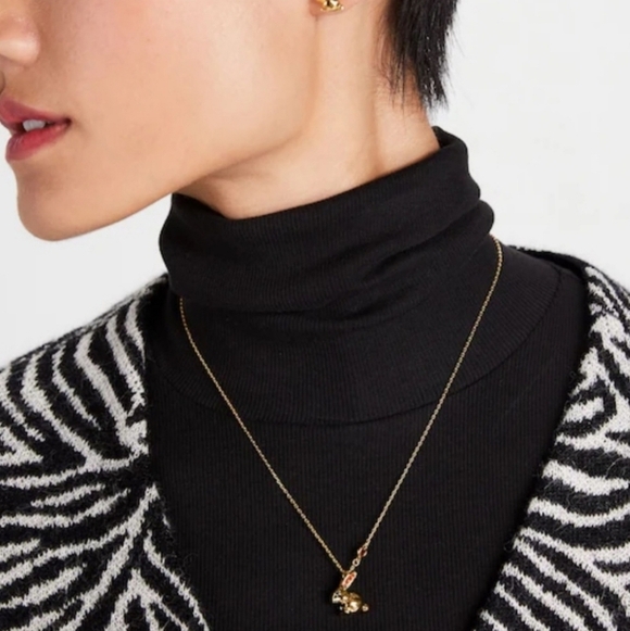 🔹️Kate Spade🔹️ Year Of The Rabbit Pendant Necklace And Earring Bundle - Picture 4 of 10